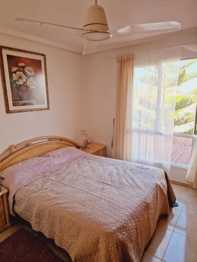 Magnifico Chalet Adosado En Torrevieja, Alicante. 외부 사진