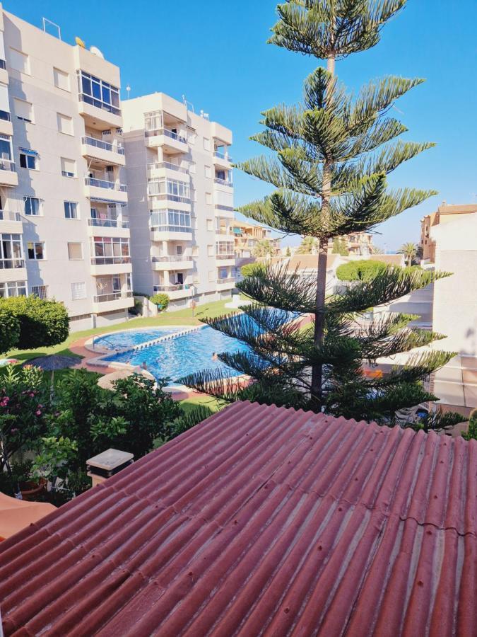 Magnifico Chalet Adosado En Torrevieja, Alicante. 외부 사진