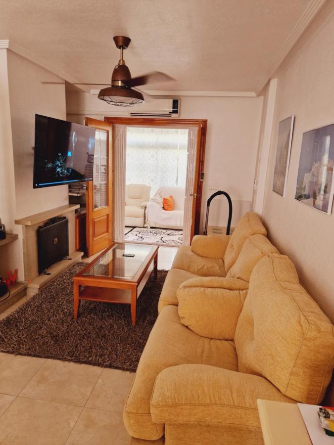 Magnifico Chalet Adosado En Torrevieja, Alicante. 외부 사진