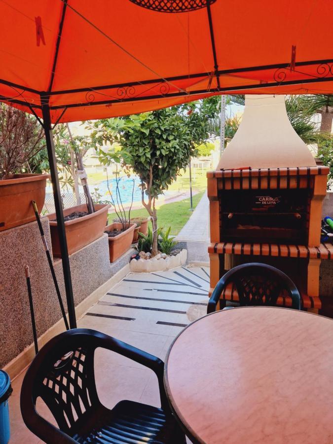 Magnifico Chalet Adosado En Torrevieja, Alicante. 외부 사진